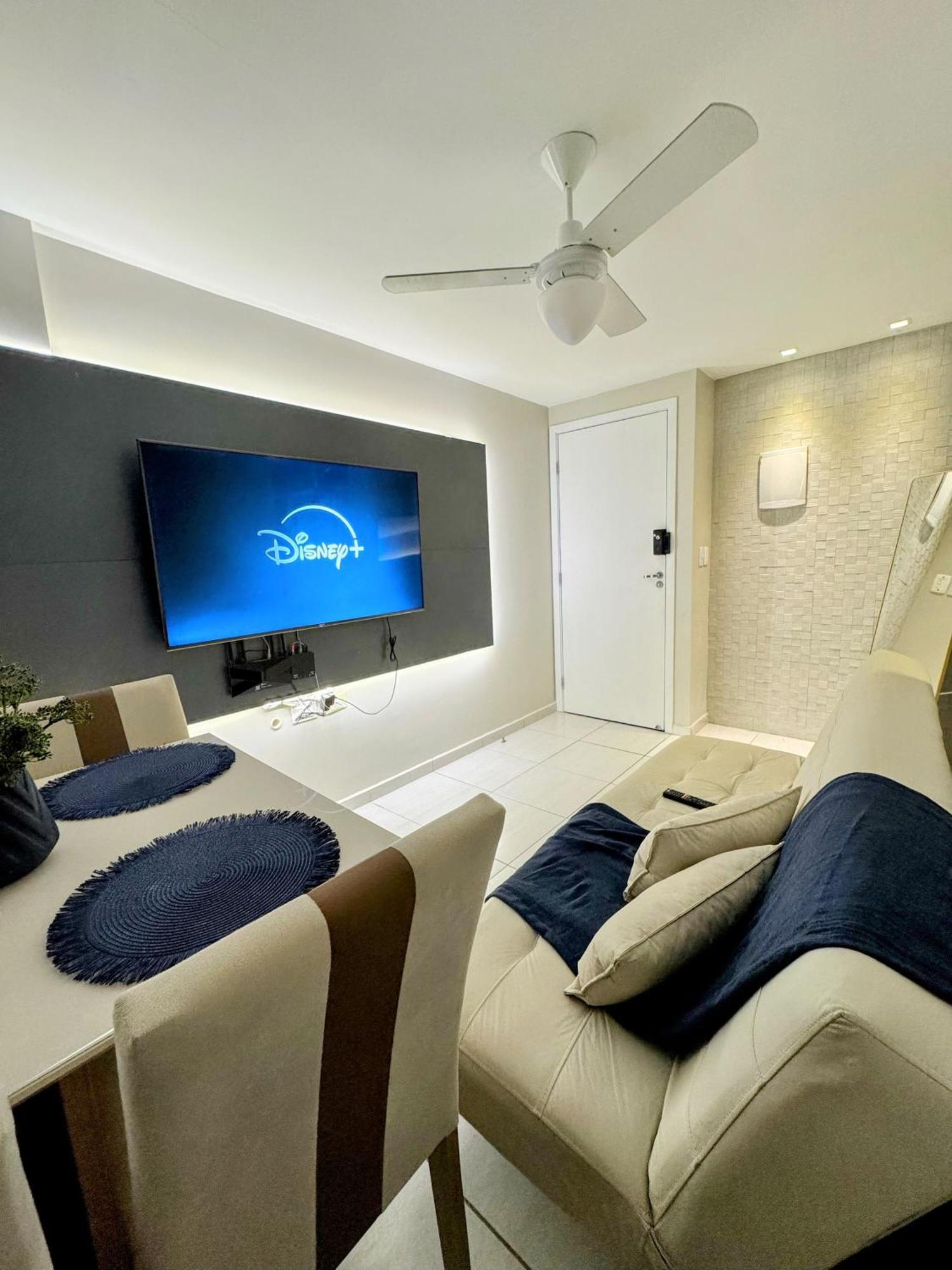 Flat Com 2 Qts Prox A Praia, Shoppings, Mercados, Restaurantes E Padarias Apartamento *